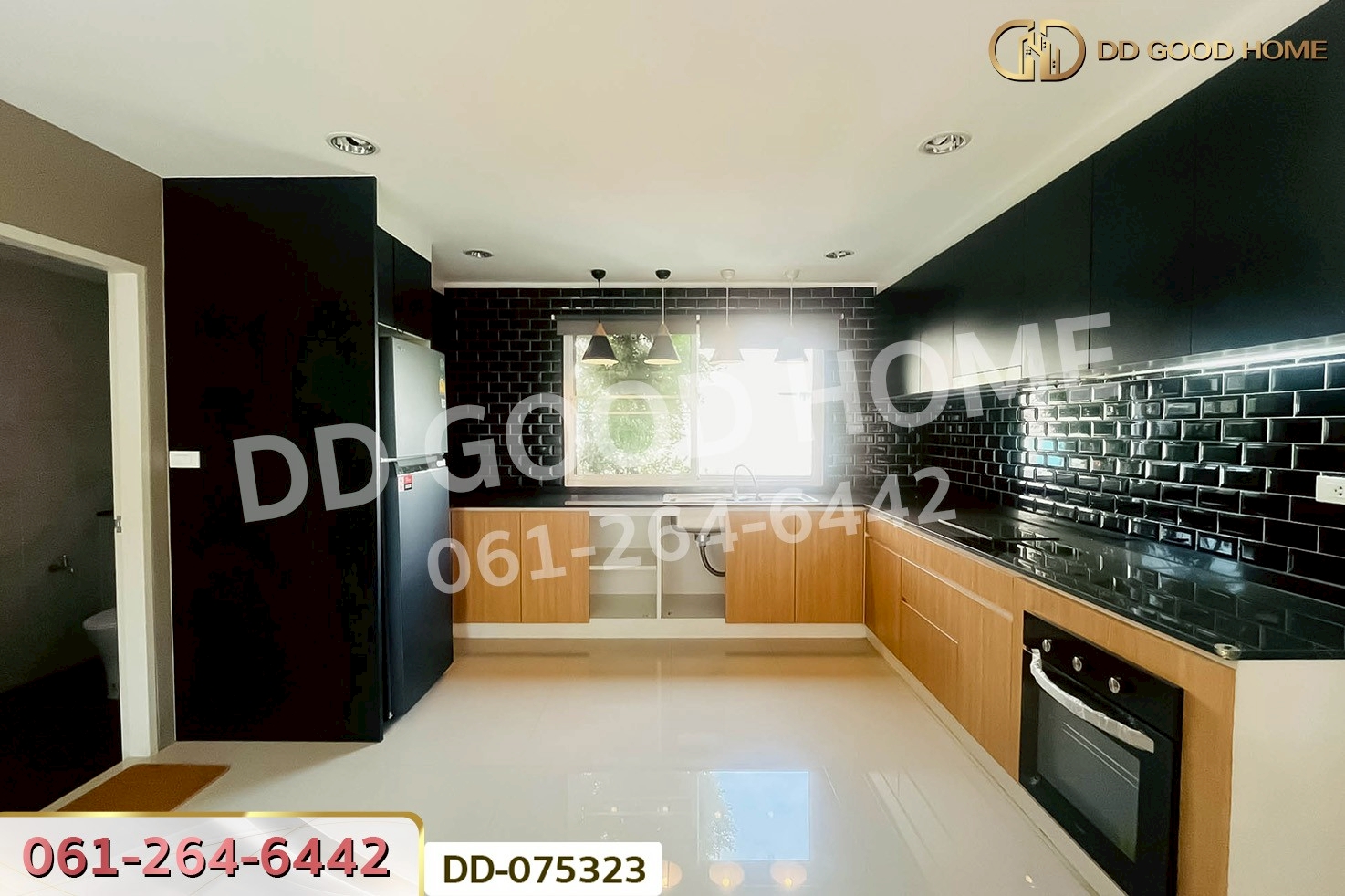 DD-075323 ทาวน์โฮม กุญชร์สิริ ทาวน์โฮมโมเดิร์นลอฟท์ เมืองระยอง ใกล้โฮมโปร ระยอง