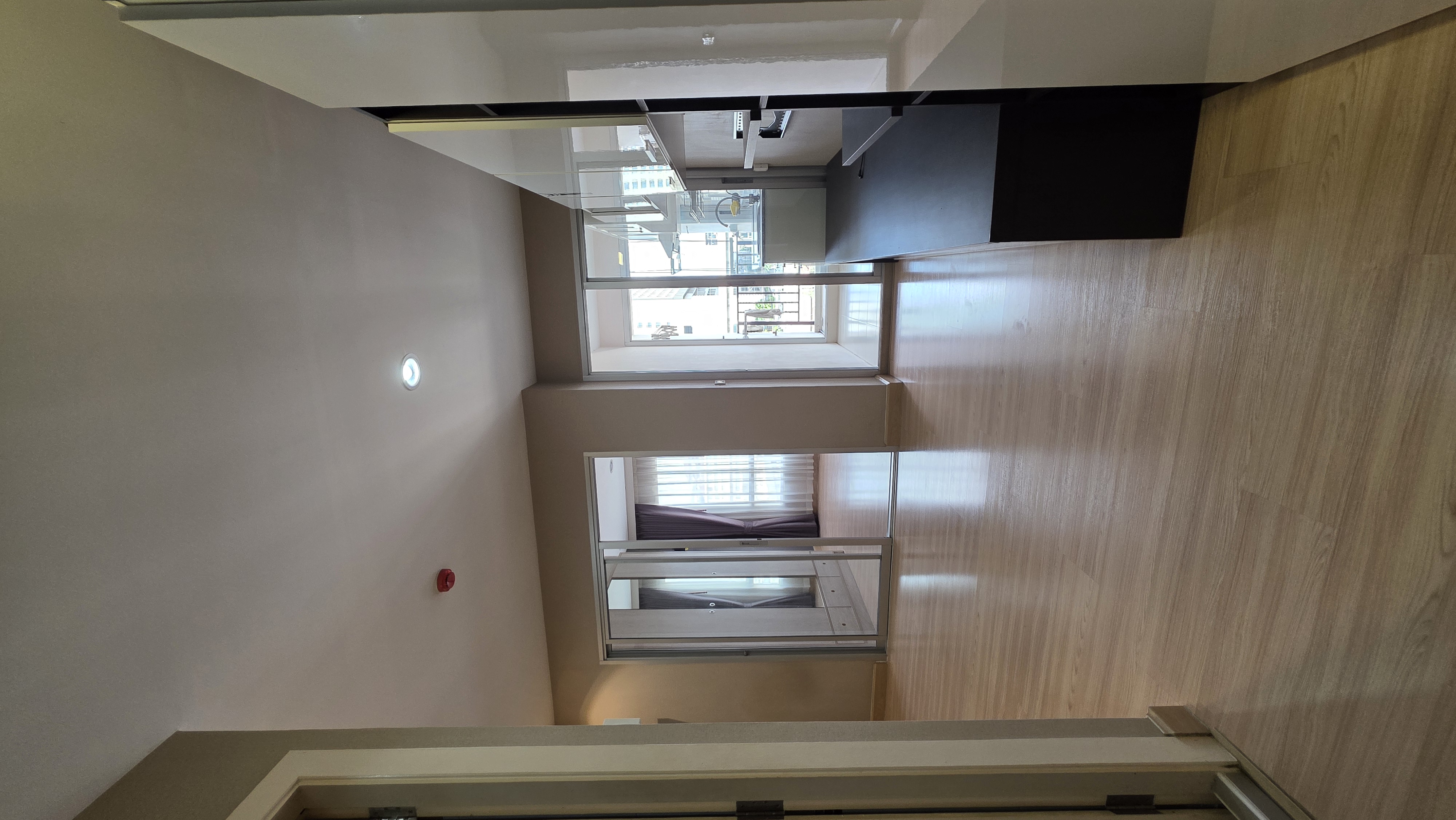 ขายขาดทุน! คอนโด เอพลัส 2 รัตนาธิเบศร์ ชั้น 6 ทำเลดี ใกล้ MRT บางกระสอ เพียง 200 เมตร