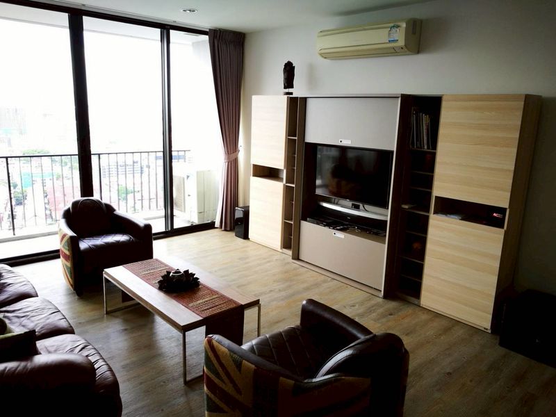 ขายคอนโด โครงการ ดิ อิสสระ ลาดพร้าว ตกแต่งพร้อมอยู่ #ราคาดีทำเลดีมากติดต่อผึ้งรติ0619419639 