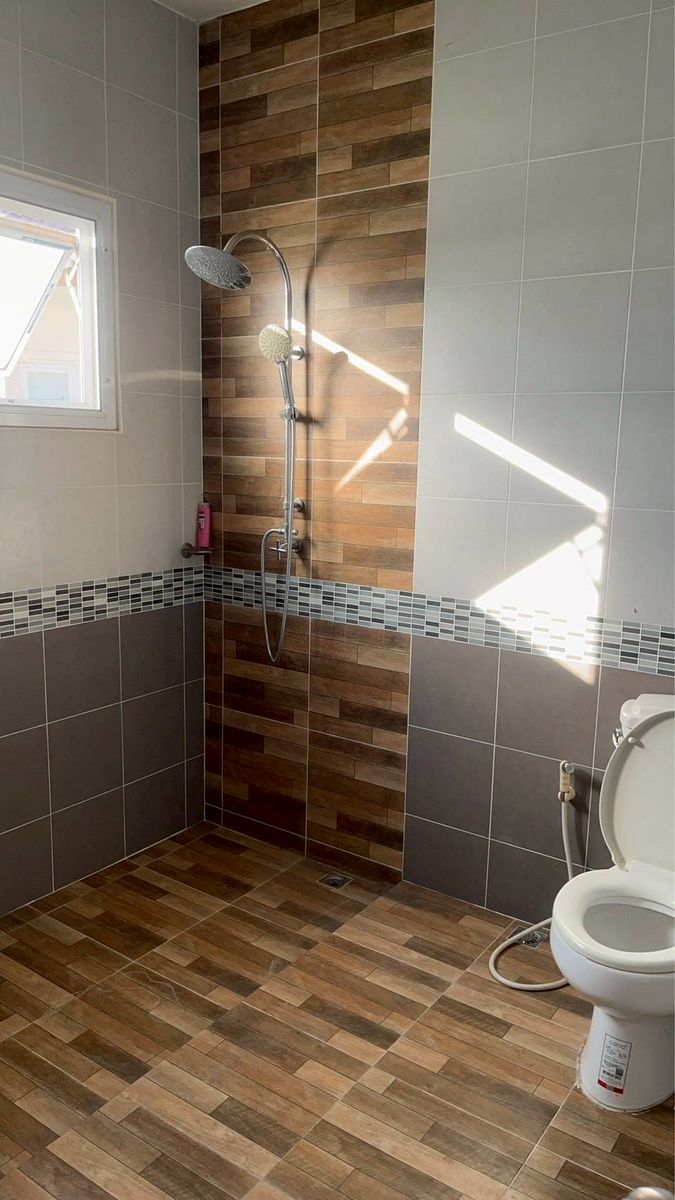 ขายบ้านเดี่ยว 2 ชั้น ทำเลดี 87 ตรวา หมู่บ้านลดาวัลย์ ราคาดีทำเลดีมาก ติดต่อผึ้งรติ 0619419639 