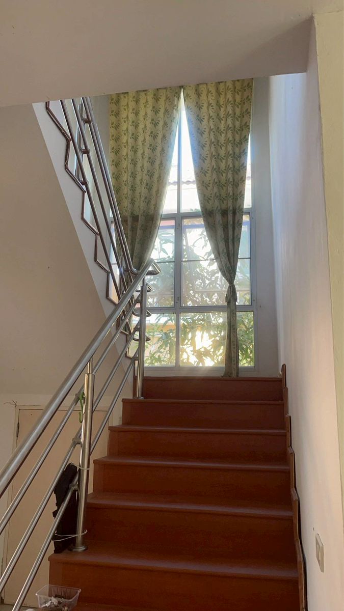 ขายบ้านเดี่ยว 2 ชั้น ทำเลดี 87 ตรวา หมู่บ้านลดาวัลย์ ราคาดีทำเลดีมาก ติดต่อผึ้งรติ 0619419639 