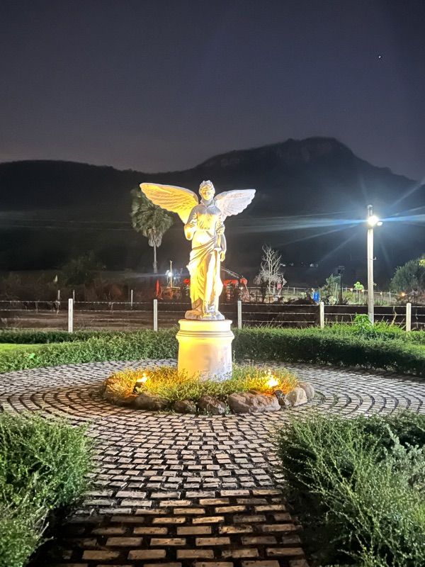 ขายที่ดินพร้อมสิ่งปลูกสร้าง ทำเลดี วิวภูเขา แก่งกระจาน จังหวัดเพชรบุรี