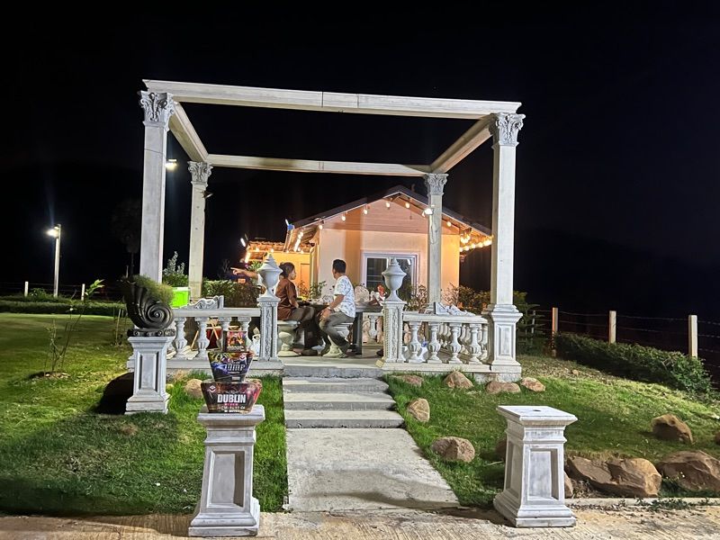 ขายที่ดินพร้อมสิ่งปลูกสร้าง ทำเลดี วิวภูเขา แก่งกระจาน จังหวัดเพชรบุรี