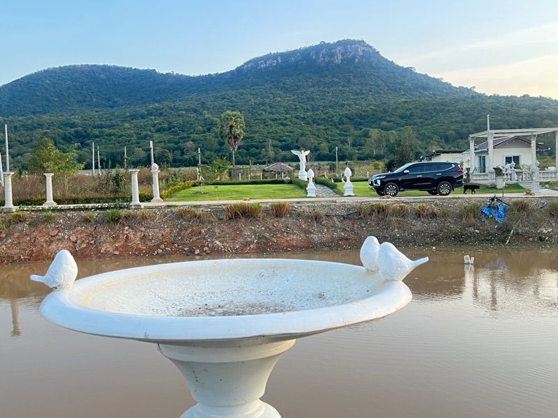 ขายที่ดินพร้อมสิ่งปลูกสร้าง ทำเลดี วิวภูเขา แก่งกระจาน จังหวัดเพชรบุรี