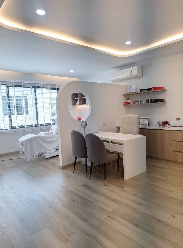 เซ้งด่วนคลินิก ทำเลทอง พร้อมเริ่มธุรกิจได้ทันที โครงการ The Pretium Bangna บางนา–ตราด