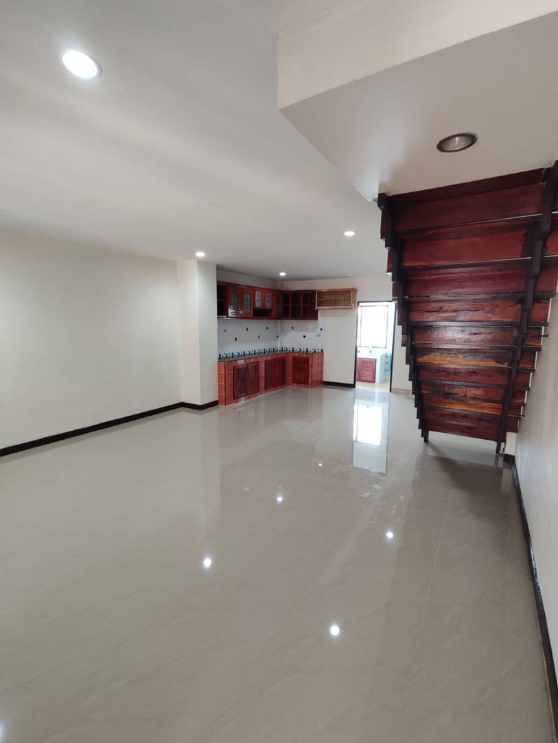 ขายทาวน์เฮ้าส์ 2 ชั้น รีโนเวทใหม่ โครงการหมู่บ้านณัฐวรรณ เขตหนองจอก กรุงเทพฯ