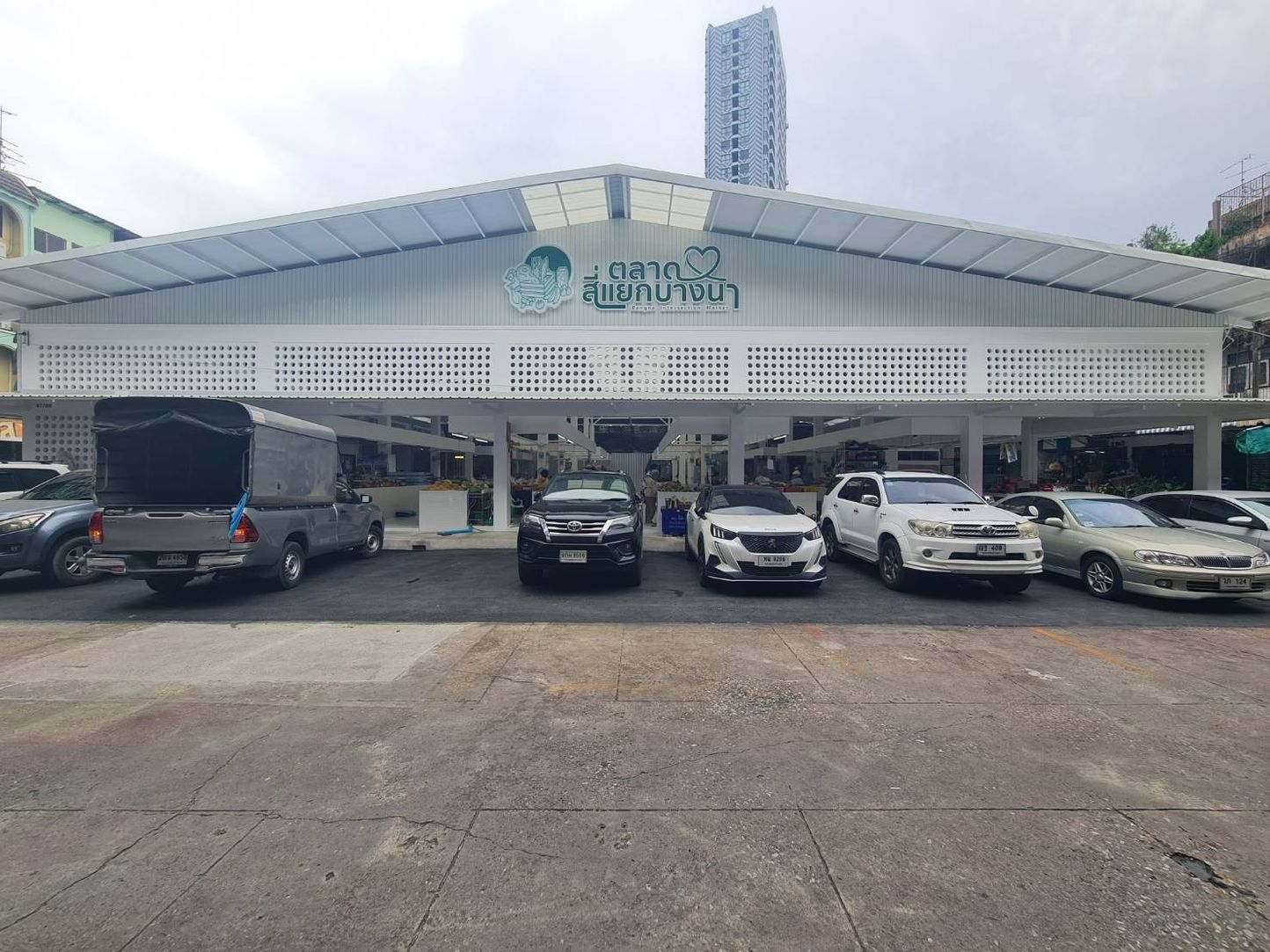 ขาย/ให้เช่า ตึกแถว 1 คูหา ทำเลดี ในตลาดสี่แยกบางนา เหมาะแก่การค้าขาย