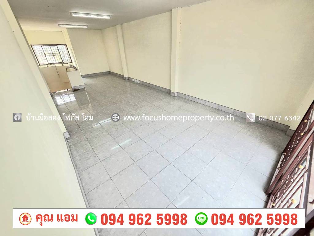 ขาย อาคารพาณิชย์ 3.5 ชั้น หลังมุม หน้าหมู่บ้าน ไอยรา บ้านกล้วย-ไทรน้อย