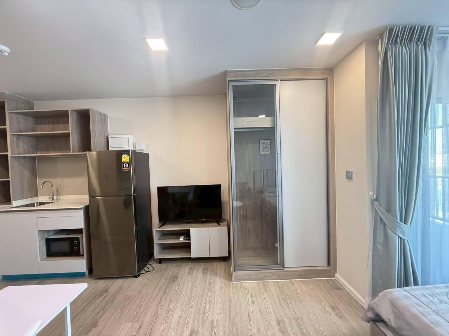 ขายคอนโด KAVE TOWN COLONY (ม.กรุงเทพ)  ห้องสวย พร้อมผู้เช่า        