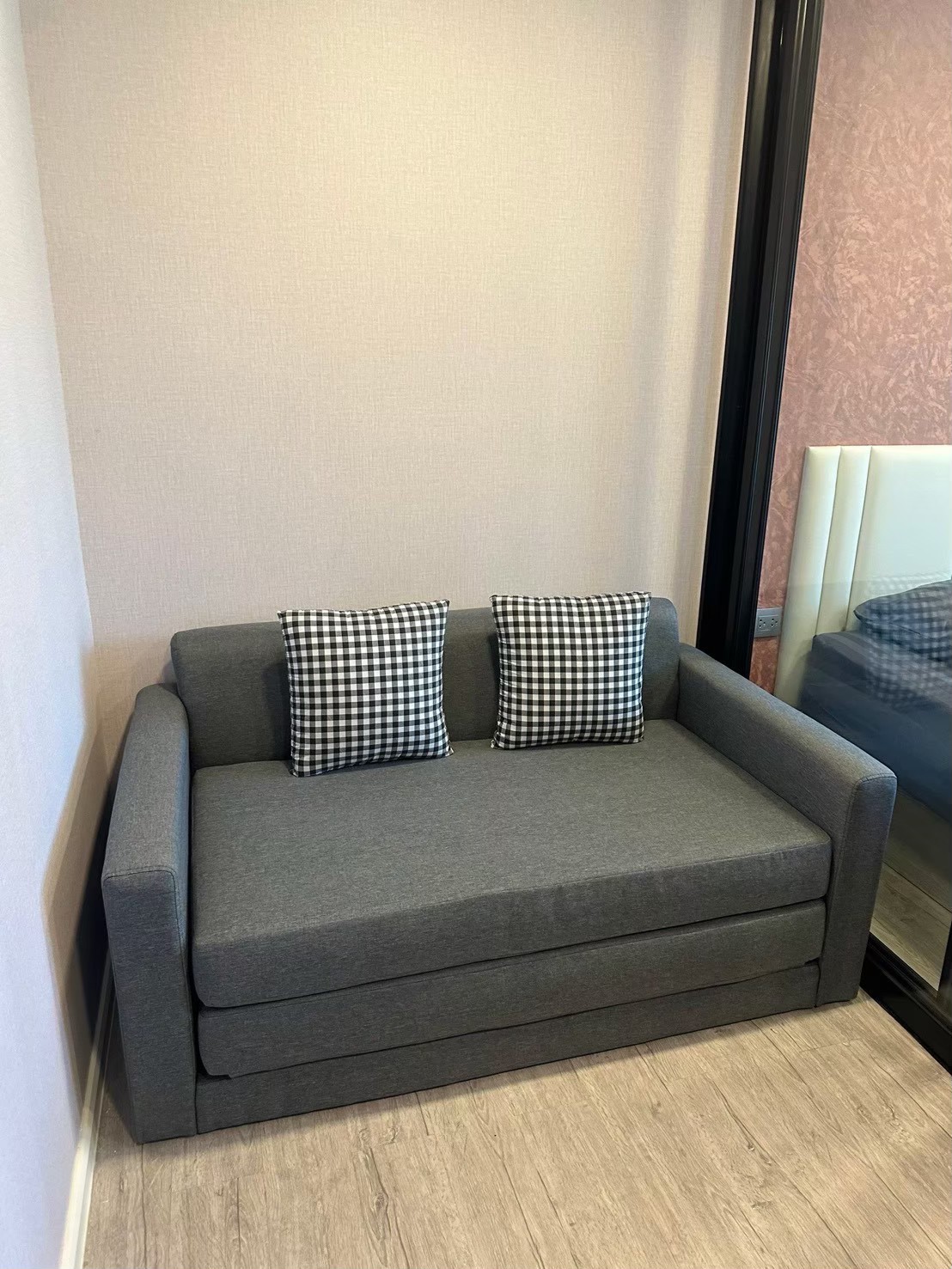 ขายคอนโด KAVE TOWN COLONY (ม.กรุงเทพ)  ห้องสวย พร้อมผู้เช่า        