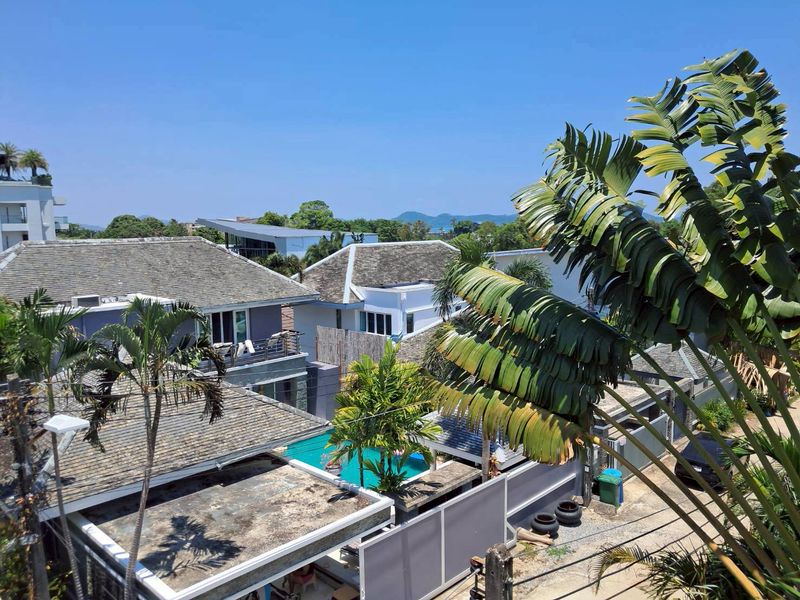 ขายพูลวิลล่าหรู ภูเก็ต  ราไว สายยวน ราคาดีทำเลดีมาก ติดต่อผึ้งรติ 0619419639 