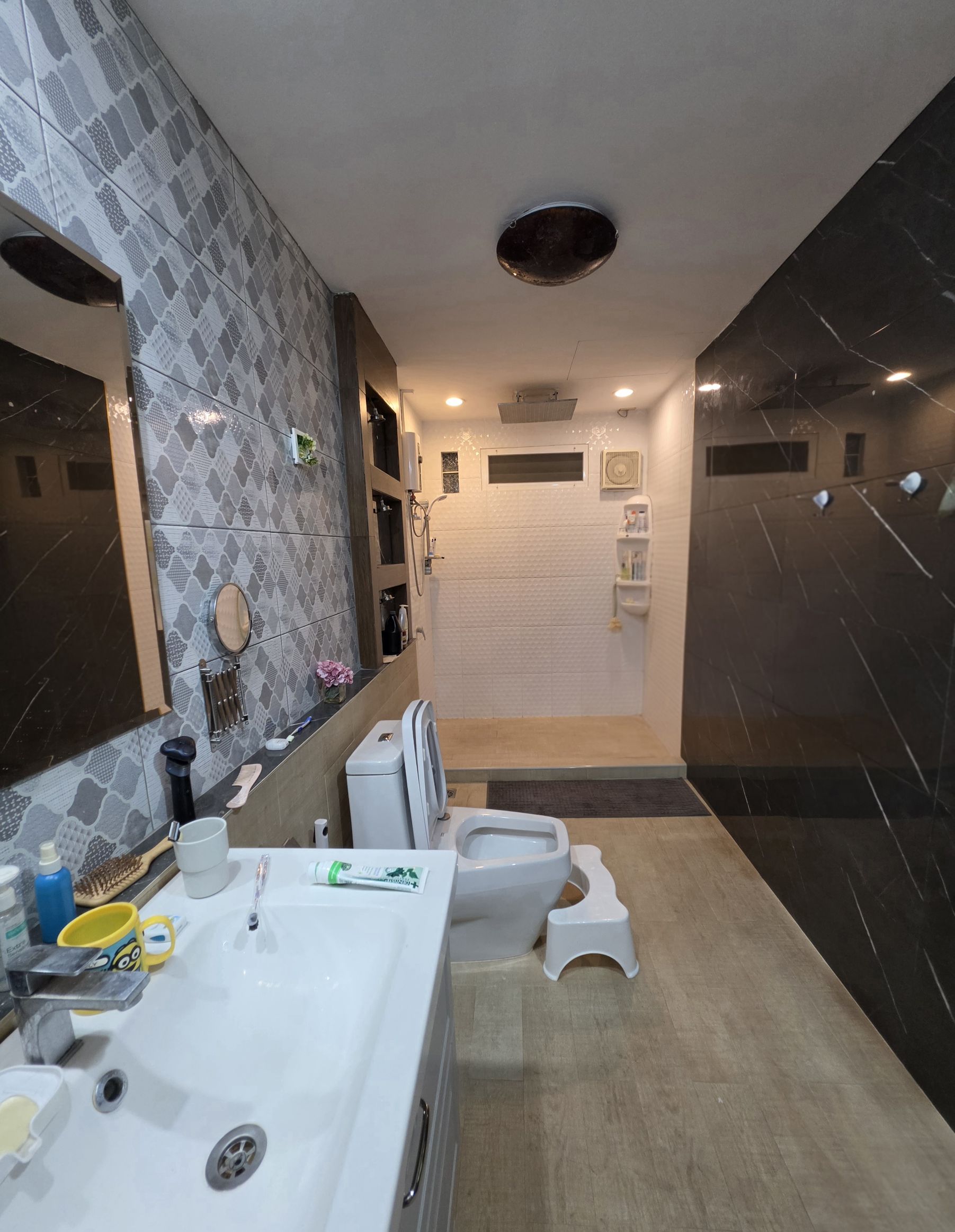 ขายด่วน ทาวน์เฮ้าส์หลังมุม พื้นที่กว้าง 35 ตร.วา ใกล้ MRT จรัญ 13