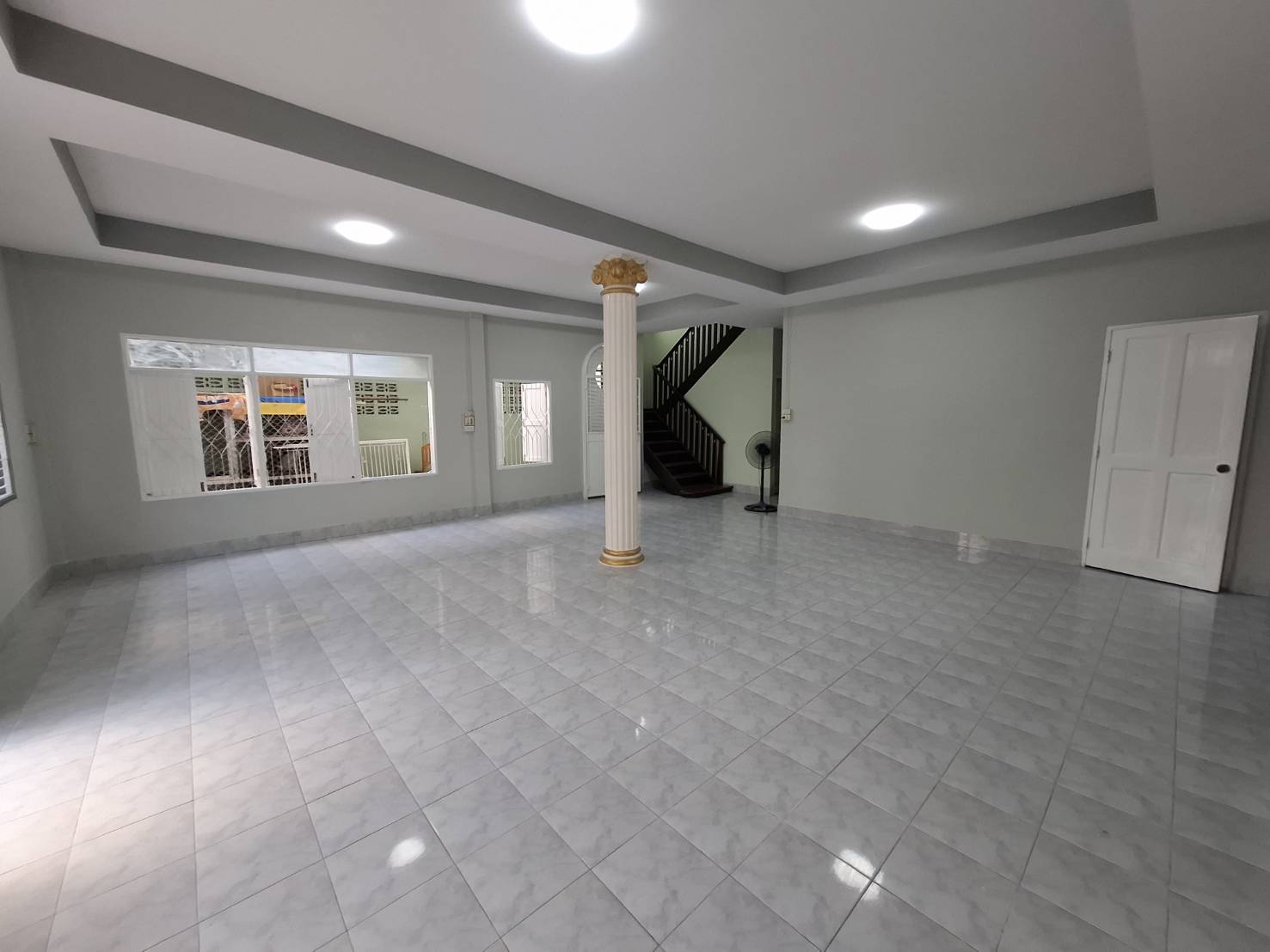 ขายบ้าน 2 หลัง พร้อมโกดัง 1 หลัง (หลังบ้านติดน้ำ) ซอยบางแวก 120 (จรัญ 13) บางแค กรุงเทพมหานคร