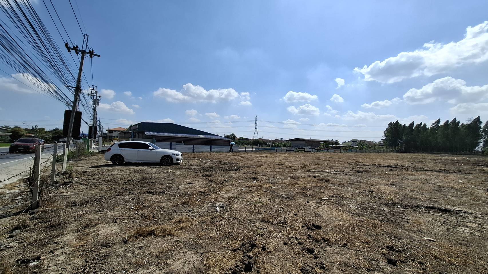 ขายที่ดินเปล่า ถมแล้ว ทำเลดี ใกล้โรงเรียนสารสาสน์ อำเภอบางบัวทอง จังหวัดนนทบุรี