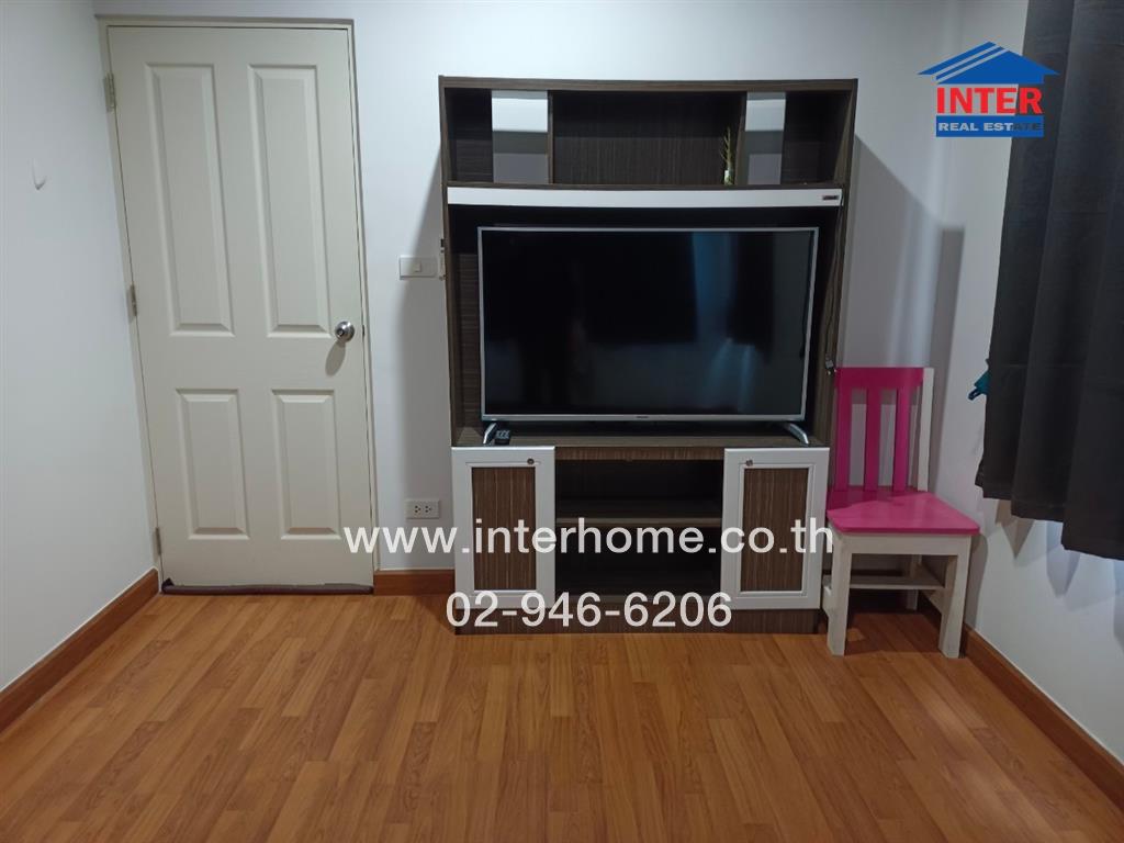 ขายทาวน์โฮม 2 ชั้น หมู่บ้านเมดิโอ้นิมิตรใหม่ ทำเลดี เขตคลองสามวา กรุงเทพมหานคร