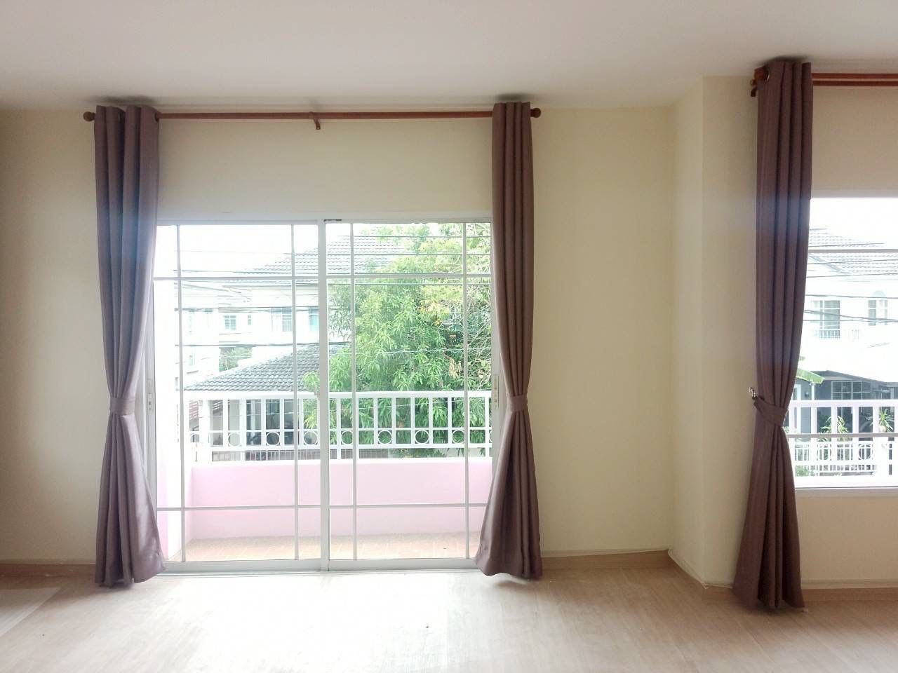 ขายบ้านเดี่ยว 2ชั้น หมู่บ้านภัสสร19 รีโนเวทใหม่ ทำเลดี อยู่ถนนเมนของโครงการ