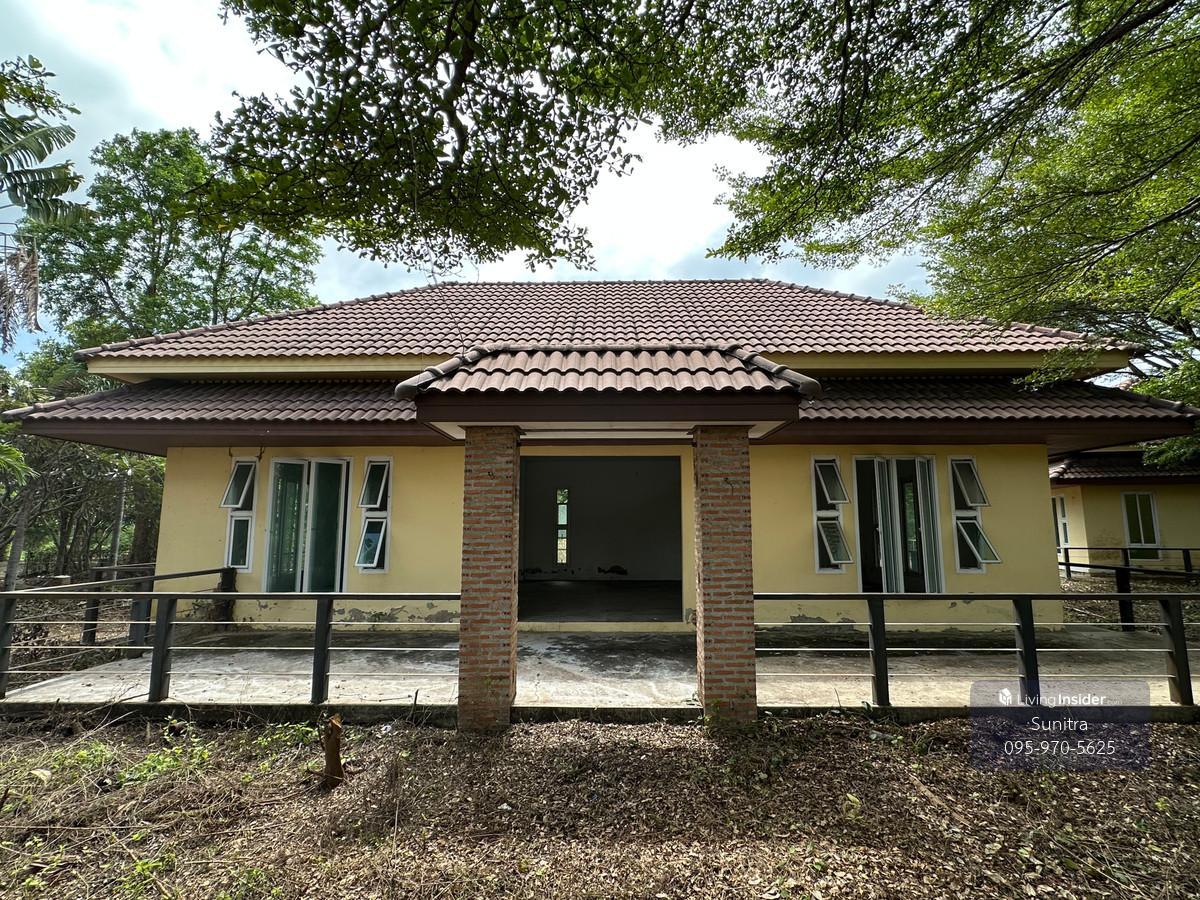 ขายบ้านพร้อมที่ดิน ทำเลดี ล้อมน้ำ 3 ด้าน  ดอนมะนาว สุพรรณบุรี