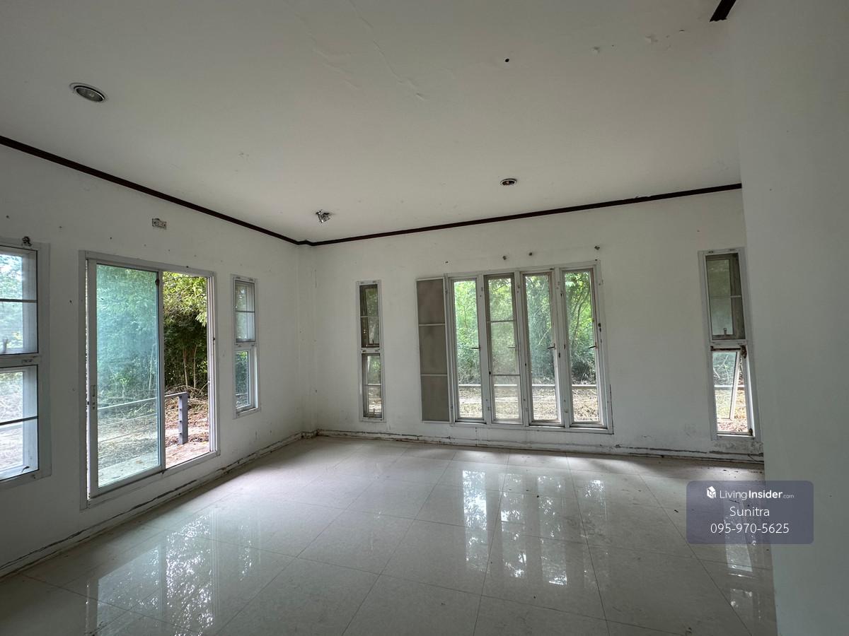 ขายบ้านพร้อมที่ดิน ทำเลดี ล้อมน้ำ 3 ด้าน  ดอนมะนาว สุพรรณบุรี