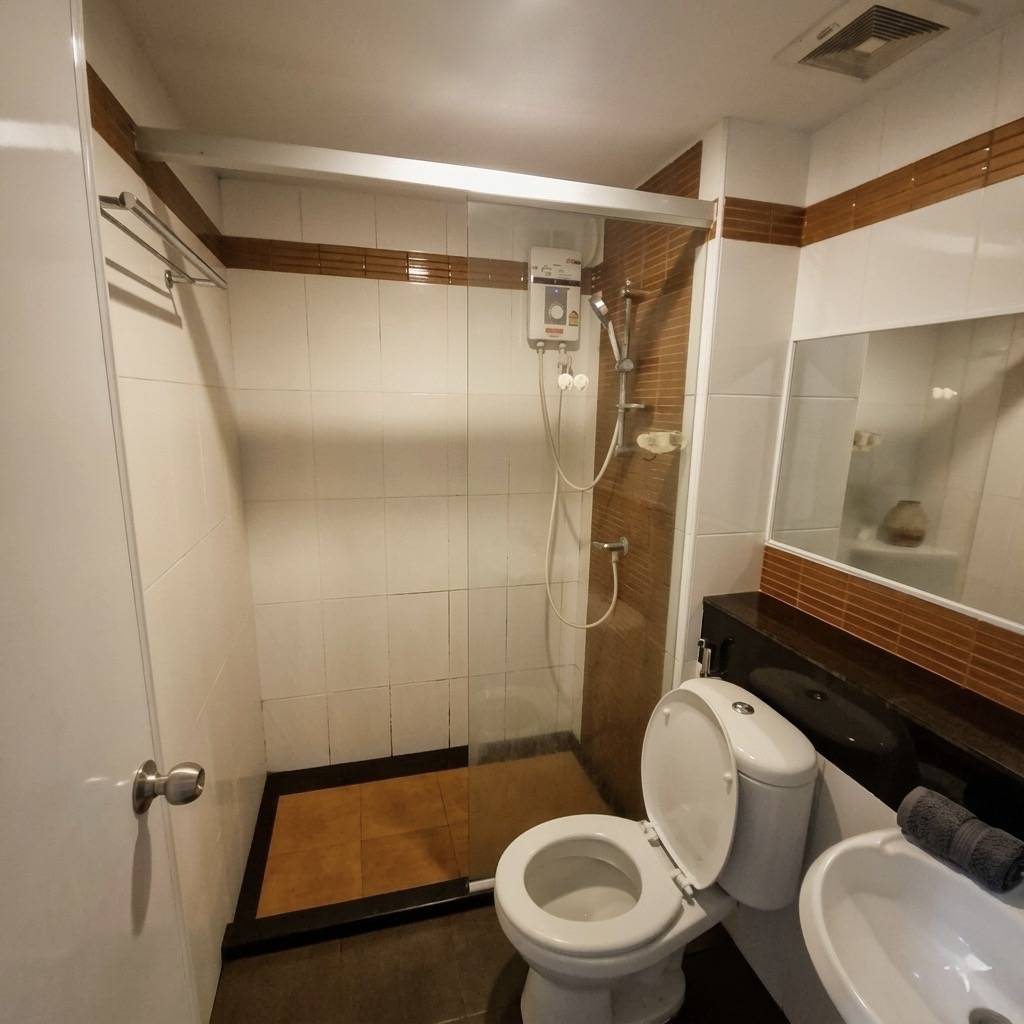  ขายด่วน! คอนโด Yield 6% พร้อมผู้เช่า ​รีเจนท์ โฮม 8 (Regent Home 8) พหลโยธิน 67/1