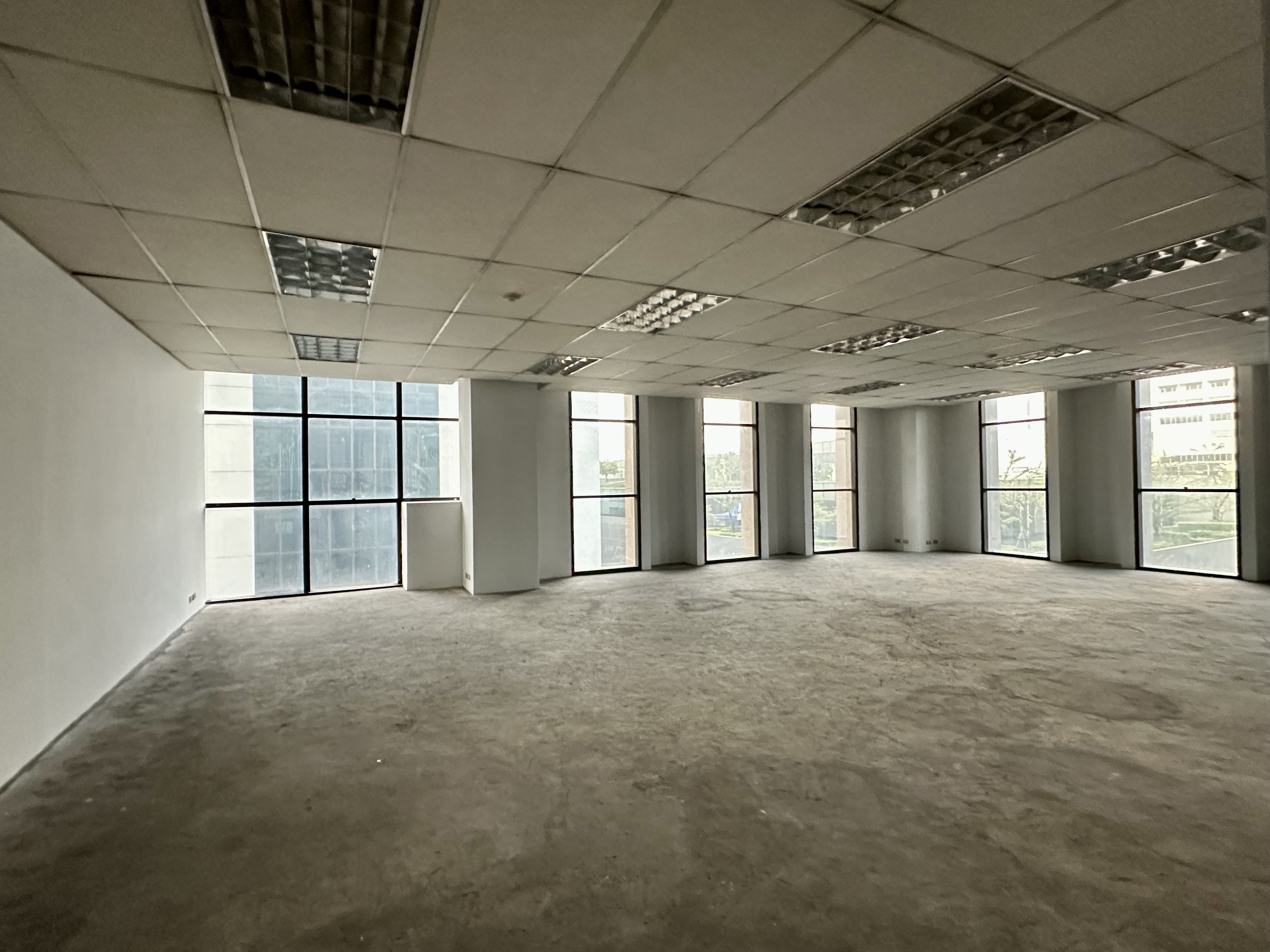 ขาย/ให้เช่า Home Office สภาพดีเยี่ยม เหมือนใหม่ ทำเลศักยภาพ บางนา-ตราด กม.4 (ซอย 56) ใกล้เซ็นทรัลบางนา 