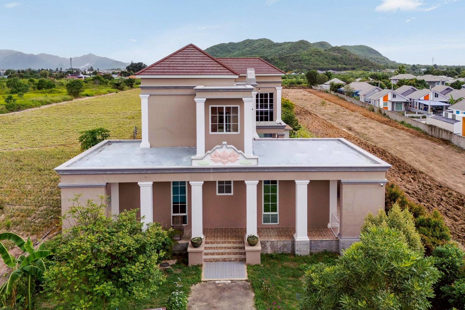 ขายบ้านเดี่ยว  พร้อมที่ดิน  อำเภอหัวหิน จังหวัดประจวบคีรีขันธ์ (เจ้าของขายเอง)