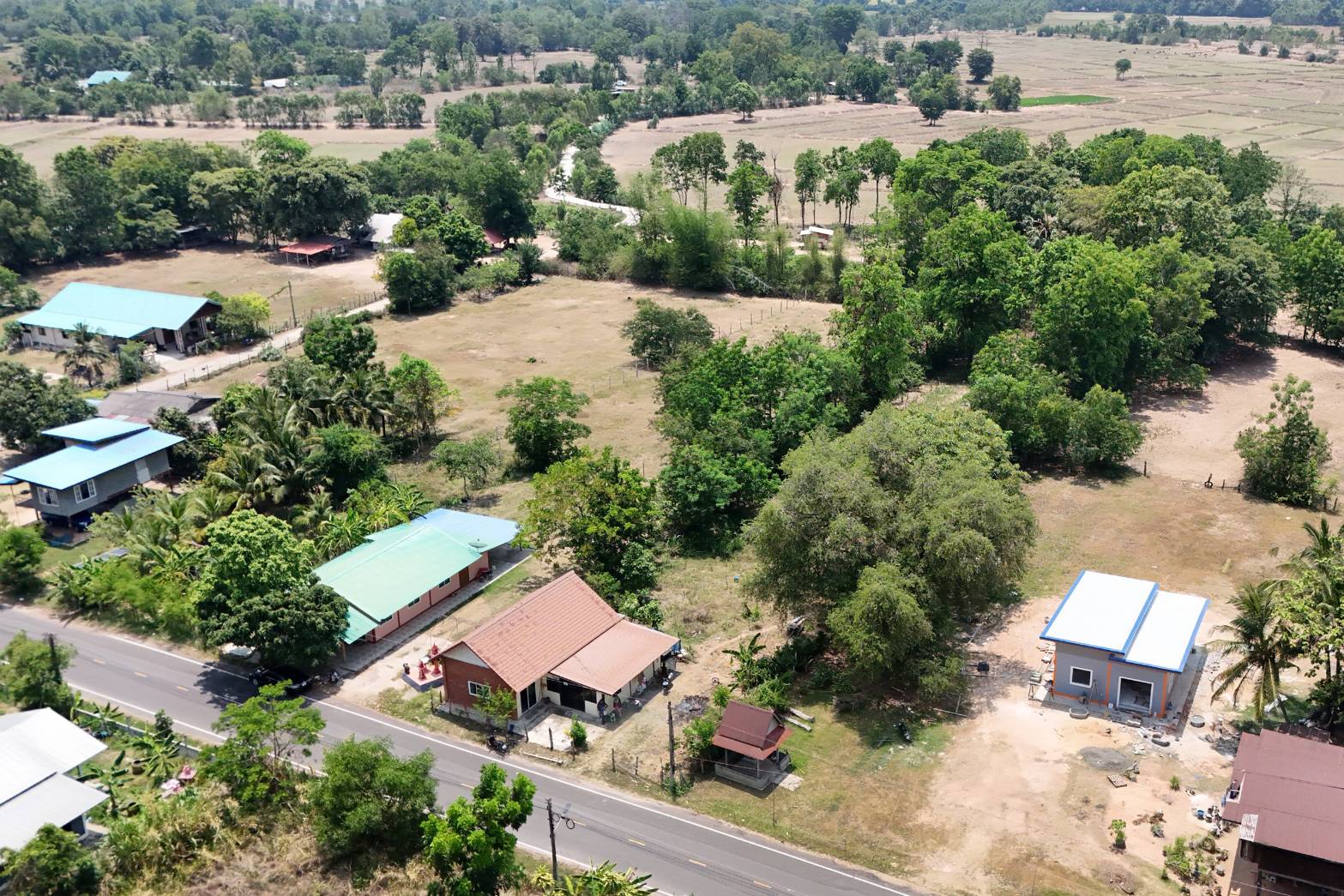 ขายบ้านพร้อมที่ดิน โฉนดครุทเเดงพร้อมโอน