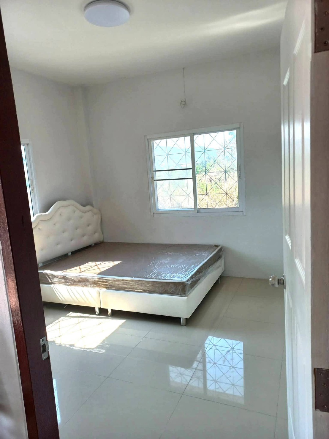 บ้านเดี่ยวชั้นเดียว ทำเลดี ห้วยกะปิ  ถนนข้าวหลาม ใกล้ตลาดหนองมน