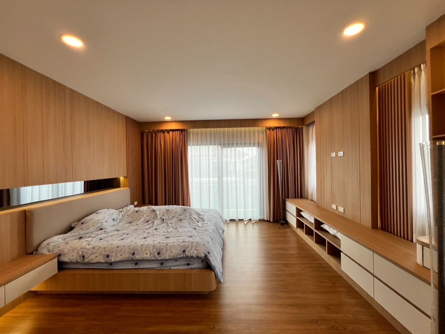 ขายบ้านเดี่ยว Centro ทวีวัฒนา บ้านสวย ทำเลดี พร้อมเข้าอยู่ เฟอร์ครบ