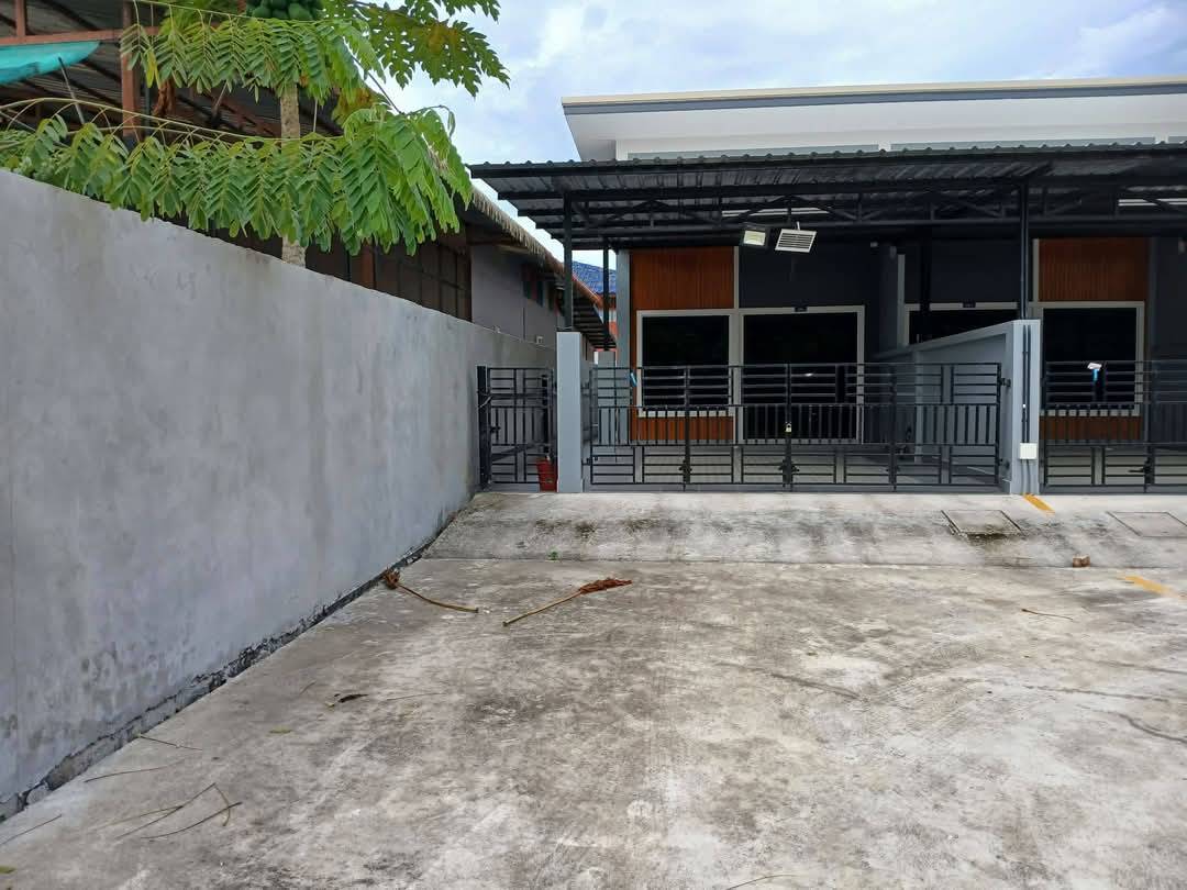 ขายบ้านใหม่  น้ำไม่ท่วม  อ.หาดใหญ่ จ.สงขลา