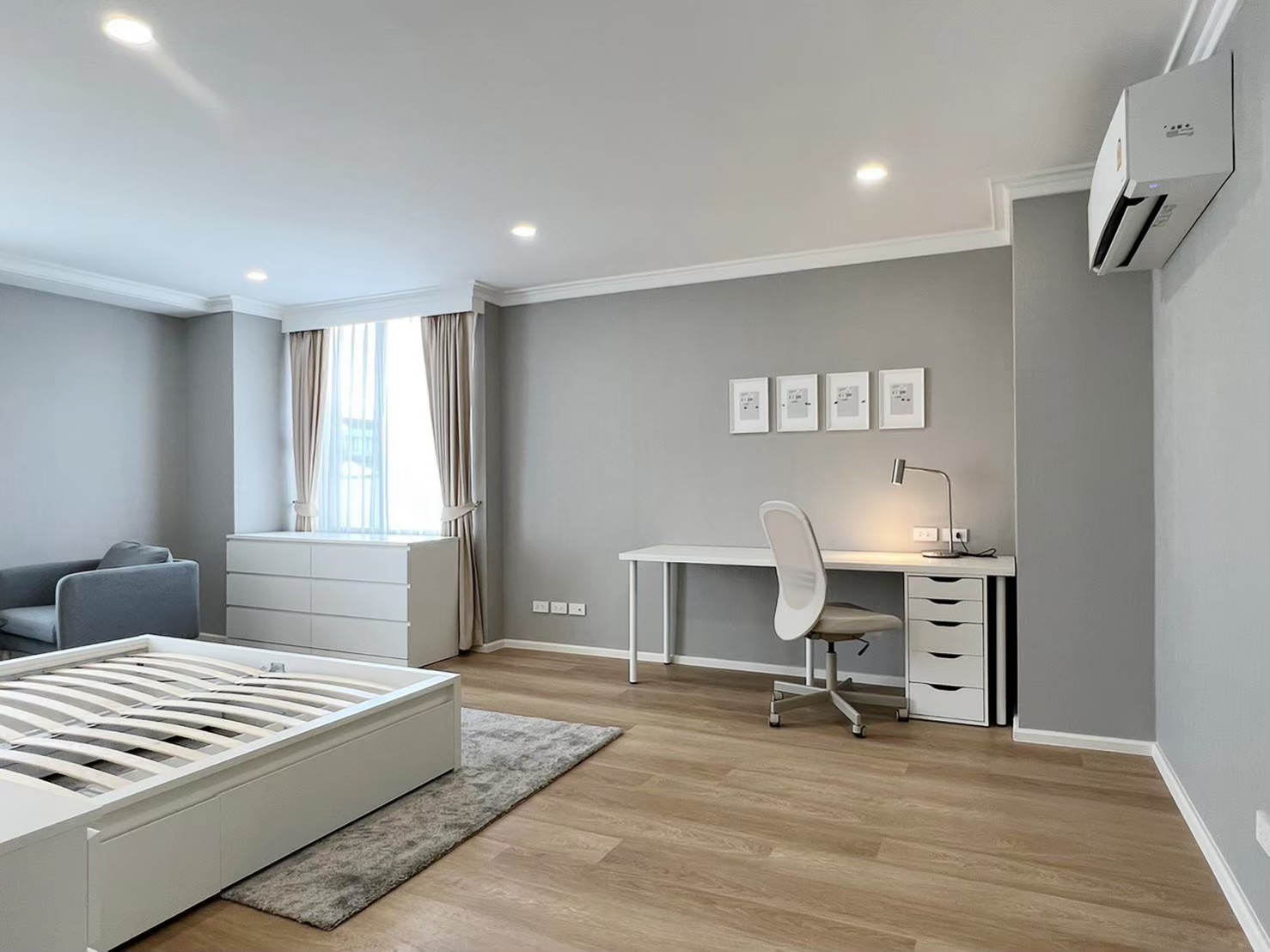 Luxury 3BR Icon I Condo for Rent in Thonglor | 158 sqm | Maid Room | 2 Parking