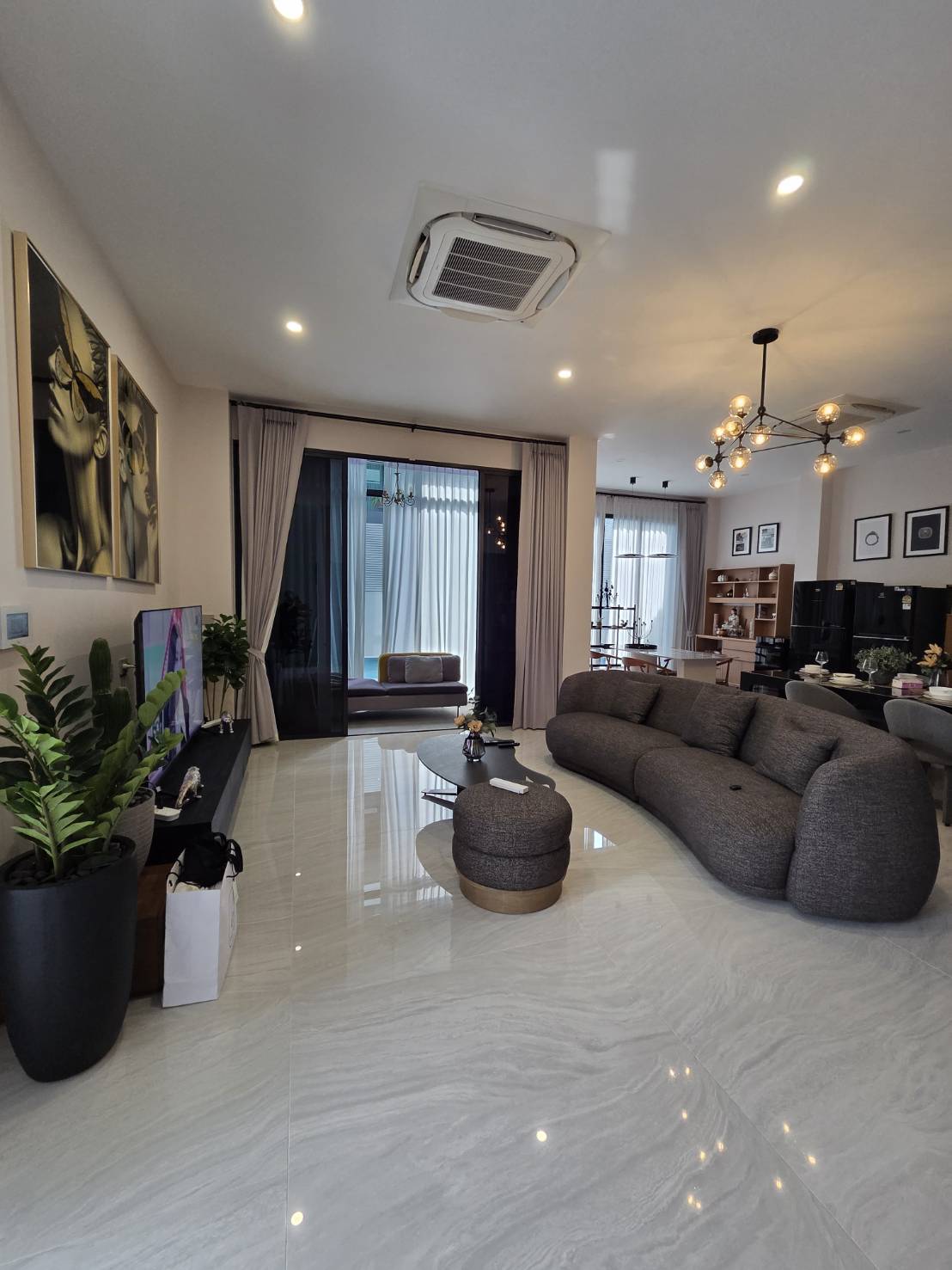 ขาย/ให้เช่า บ้านเดี่ยว 3 ชั้น โครงการ THE HONOR YOTHINPATTANA กรุงเทพมหานคร