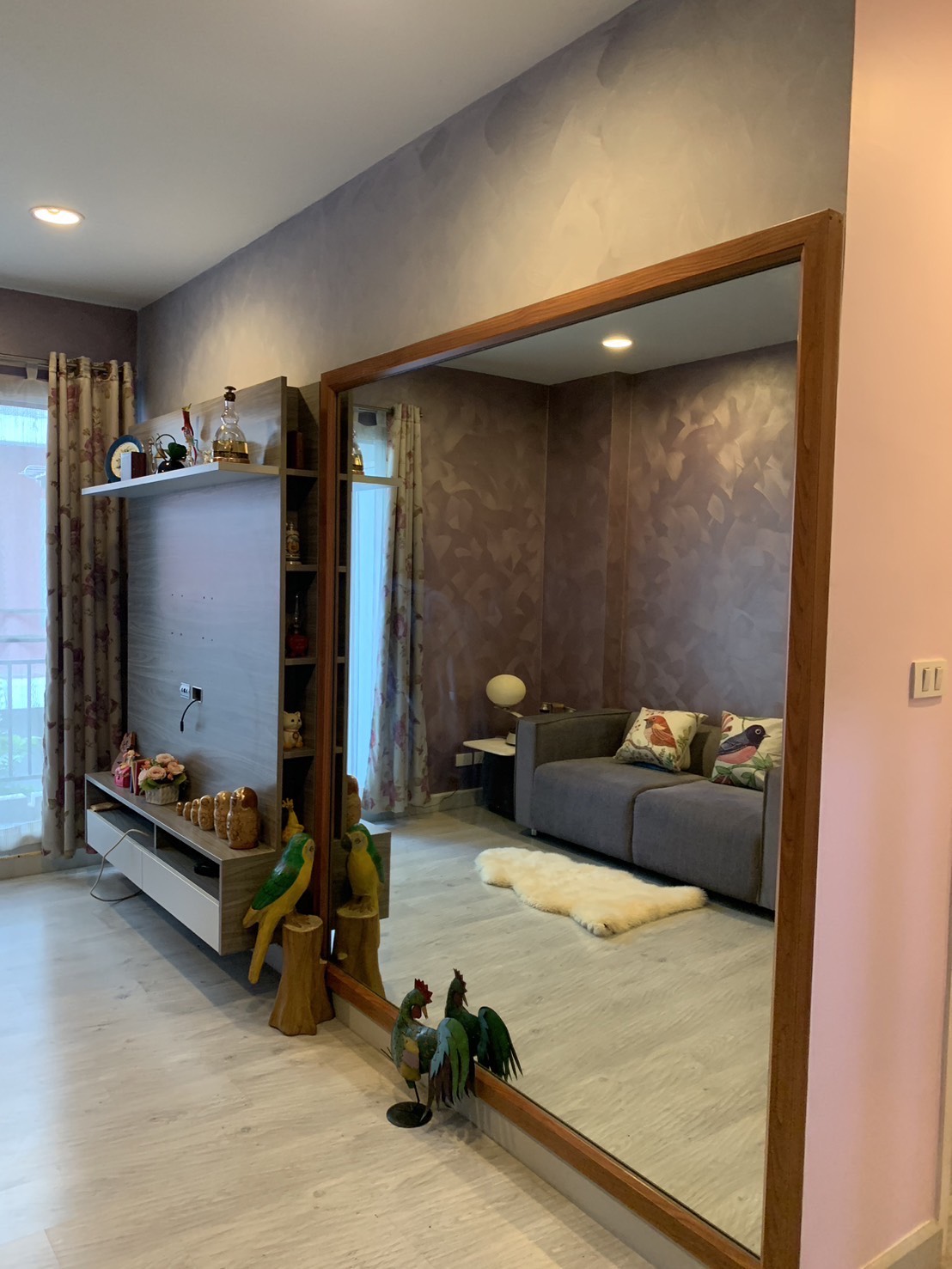 ขายพร้อมผู้เช่า Chambers Ramintra (แชมเบอร์ส รามอินทรา) ตกแต่งสสวย เฟอร์ฯ ครบ  ใกล้แฟชั่นไอส์แลนด์ ใกล้ทางด่วน และรถไฟฟ้าสายสีชมพู 