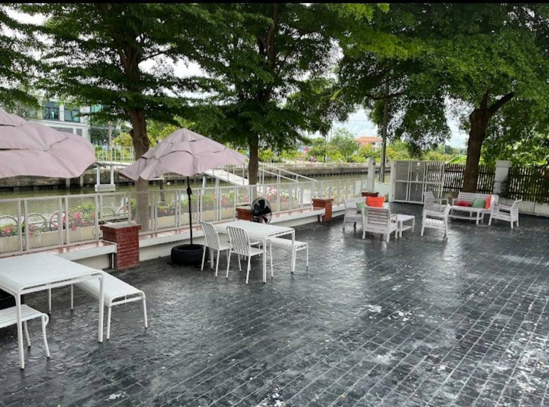 THAWIWATANA RIVERSIDE HERITAGE ESTATE Bangkok, Thailand