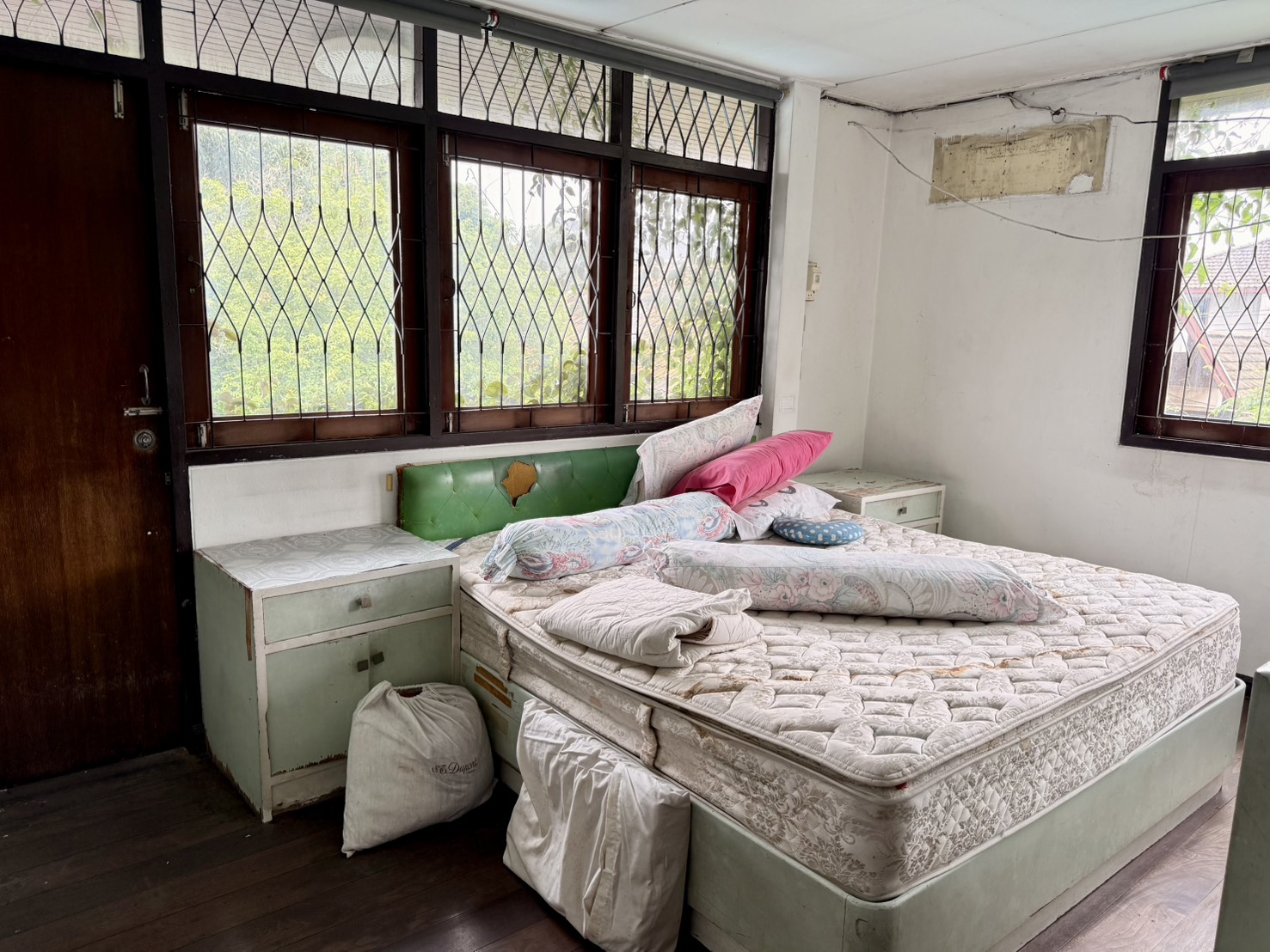 ขายบ้านเดี่ยว 2 ชั้น พร้อมที่ดิน 112 ตรว. ซอย สวนผัก 2 ตลิ่งชัน กรุงเทพมหานคร