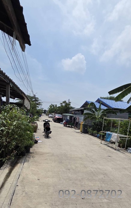 ขายบ้าน 2 หลัง ในที่ดินเดียว ทำเลทอง ย่านรามอินทรา เหมาะลงทุนและอยู่อาศัย