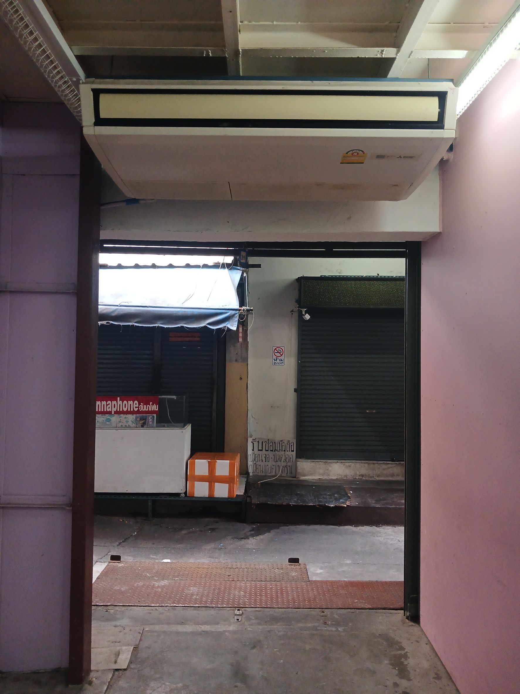 ให้เช่าโกดังเก็บของ 3 ชั้น ทำเลทอง ย่านคลองถม – เสือป่า ใกล้แคปปิตอล พลาซ่า