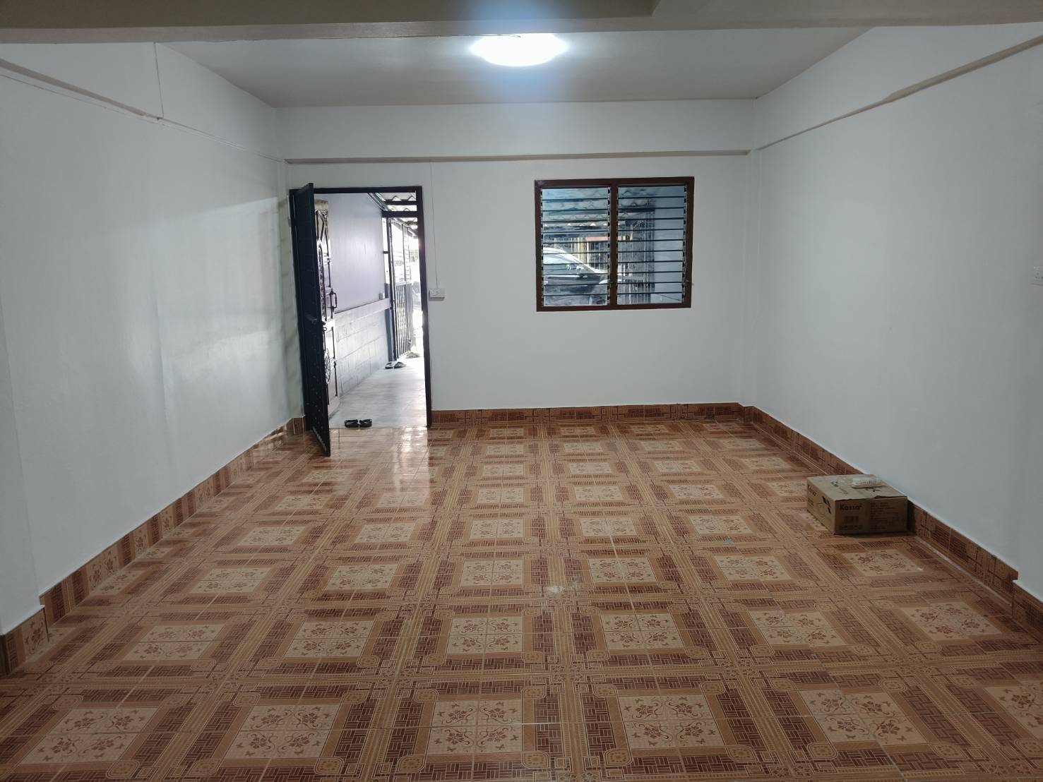 ขายทาว์นเฮ้าส์ 2 ชั้น หมู่บ้านโชคบุญมี 3 อำเภอชะอำ จังหวัดเพชรบุรี