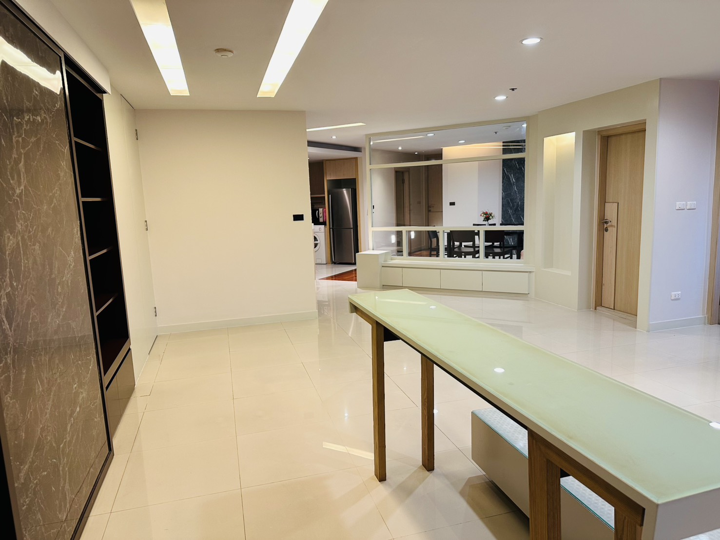 ขายคอนโด Wittayu Complex  ใกล้ BTSเพลินจิต  เขตราชเทวี กรุงเทพมหานคร