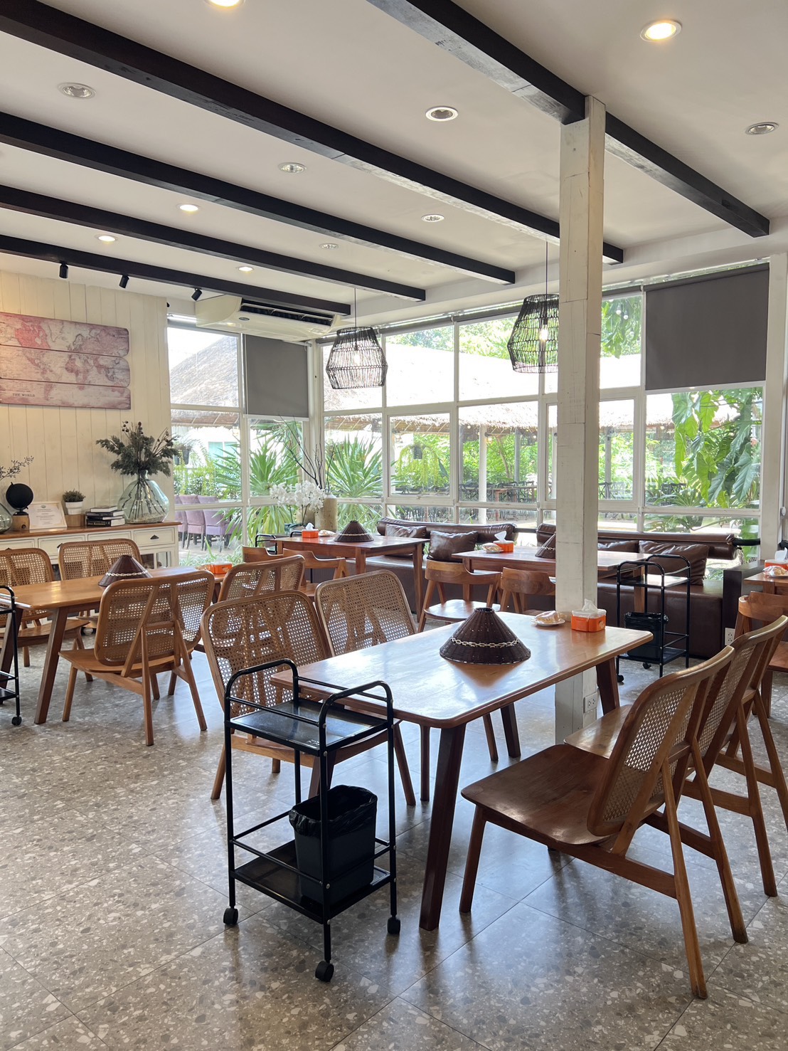 เซ้งกิจการร้านอาหาร ทำเลทองติดถนนสุขุมวิท บางพระ ชลบุรี พร้อมเปิดกิจการต่อได้ทันที