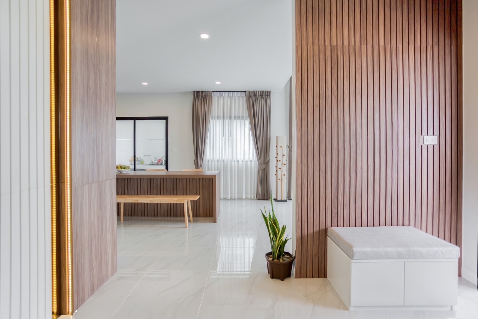 ขายบ้านหรู 2 ชั้น ทำเลดีที่สุดในโครงการ บริทาเนีย บางนา–สุวรรณภูมิ กม.26