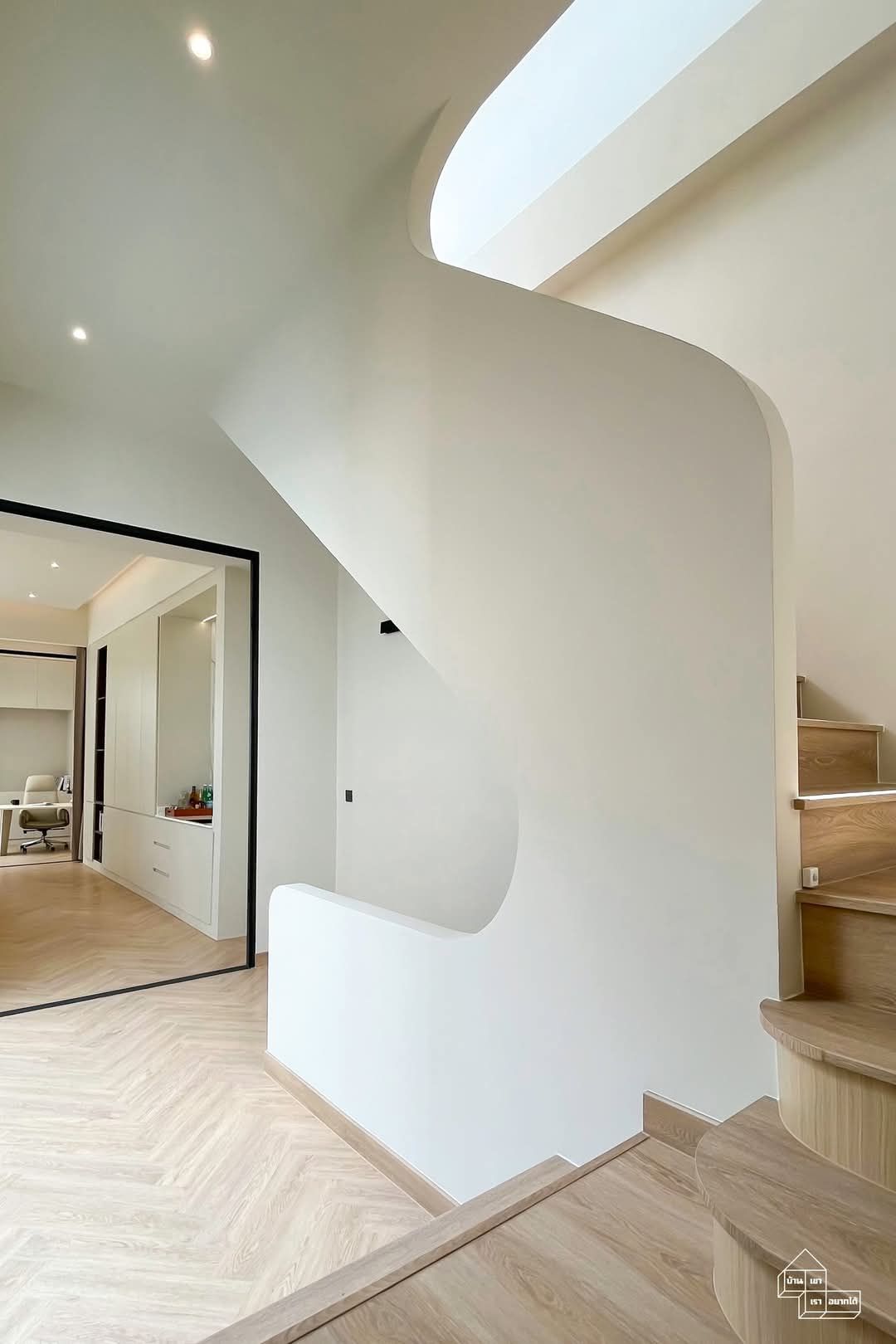 ขายบ้านเดี่ยวหรู 3 ชั้น โครงการWindyard Bangna ทำเลดี ใกล้เมกาบางนา เพียง 10 นาที