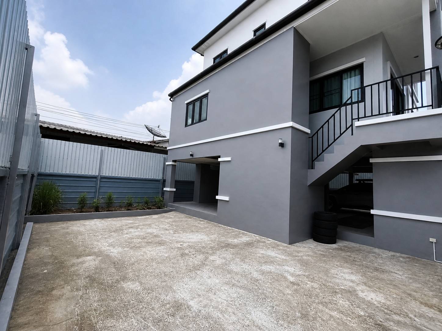 บ้านเดี่ยว2.5 ชั้น สั่งสร้างเอง สภาพใหม่เพียง 2 ปี ทำเลทอง พัฒนาการ–อ่อนนุช–ศรีนครินทร์