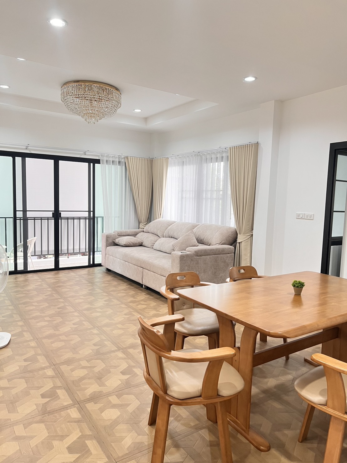 บ้านเดี่ยว2.5 ชั้น สั่งสร้างเอง สภาพใหม่เพียง 2 ปี ทำเลทอง พัฒนาการ–อ่อนนุช–ศรีนครินทร์
