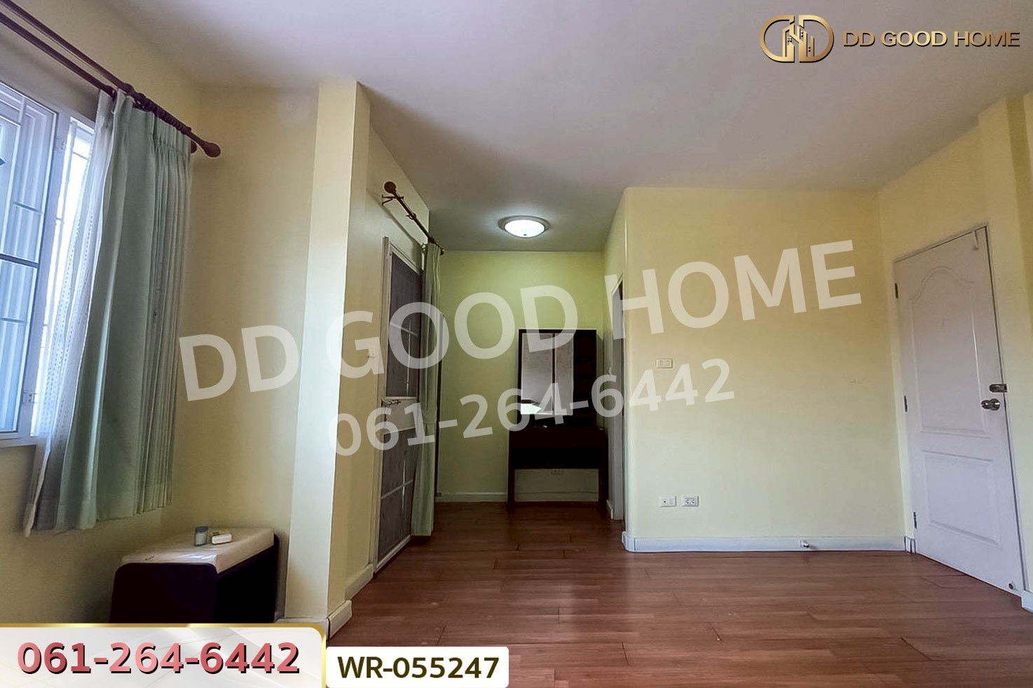 ทาวน์เฮ้าส์ หมู่บ้านสิริยาทาวน์ สวนสยาม 12 ใกล้ MRT สถานีนพรัตน์ WR-055247