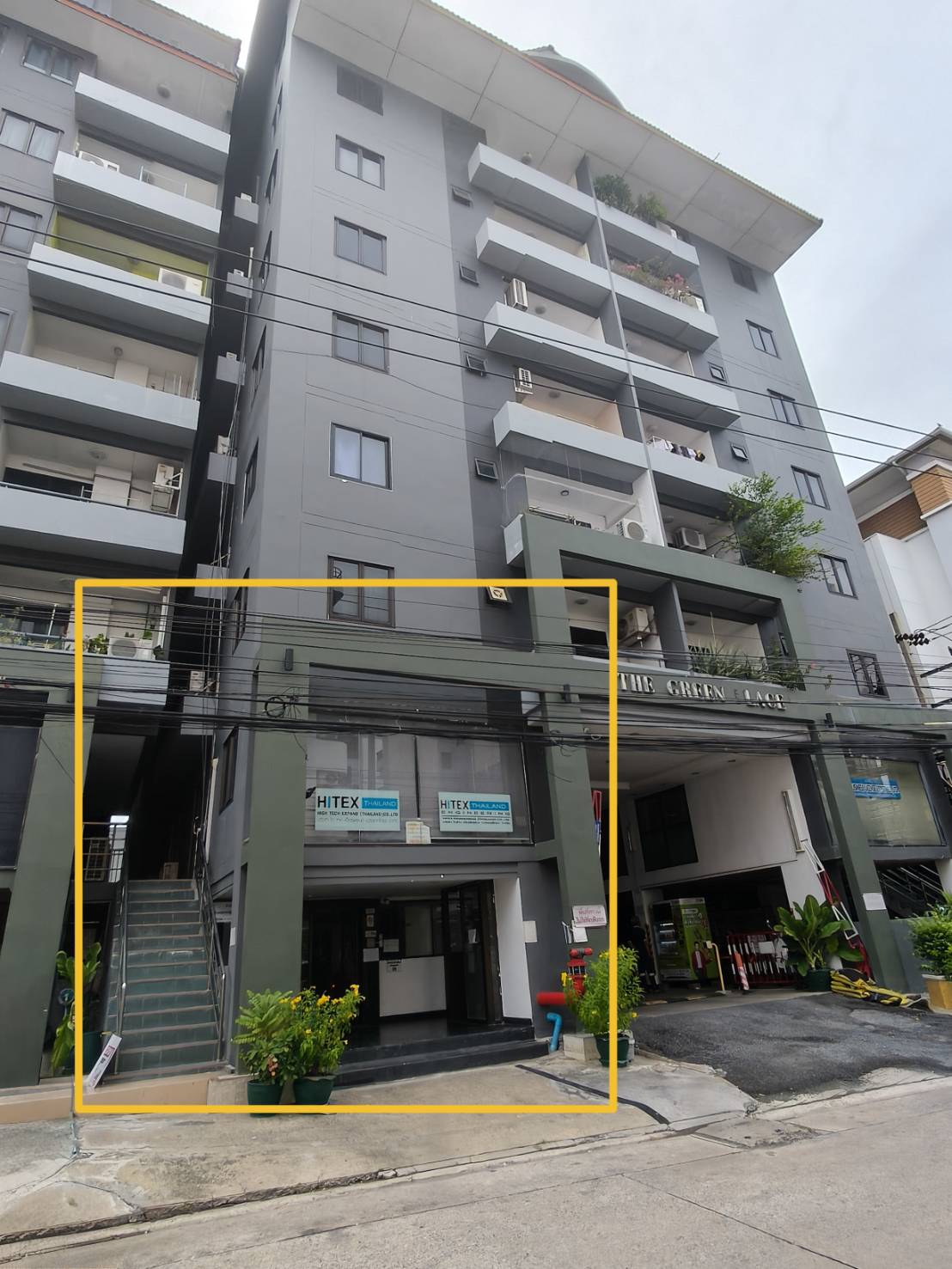 ขาย/เช่าห้องชุดสำนักงาน หรือห้องพัก The green place ซ.บางนาตราด 32 เข้าซอย 100 ม. คอนโดอยู่ตรงข้ามเซ็นทรัลบางนา