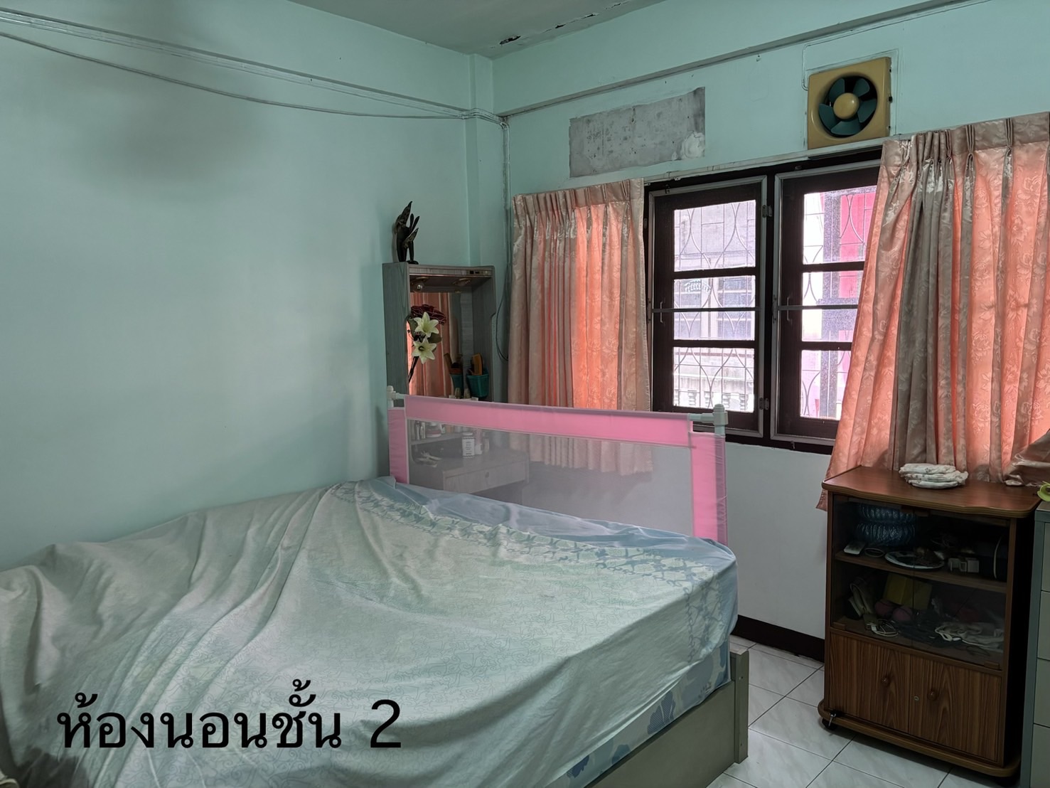 อาคารพาณิชย์ 4 ชั้น ทำเลดี ใกล้เอเซียทีค เขตบางคอแหลม กรุงเทพมหานคร