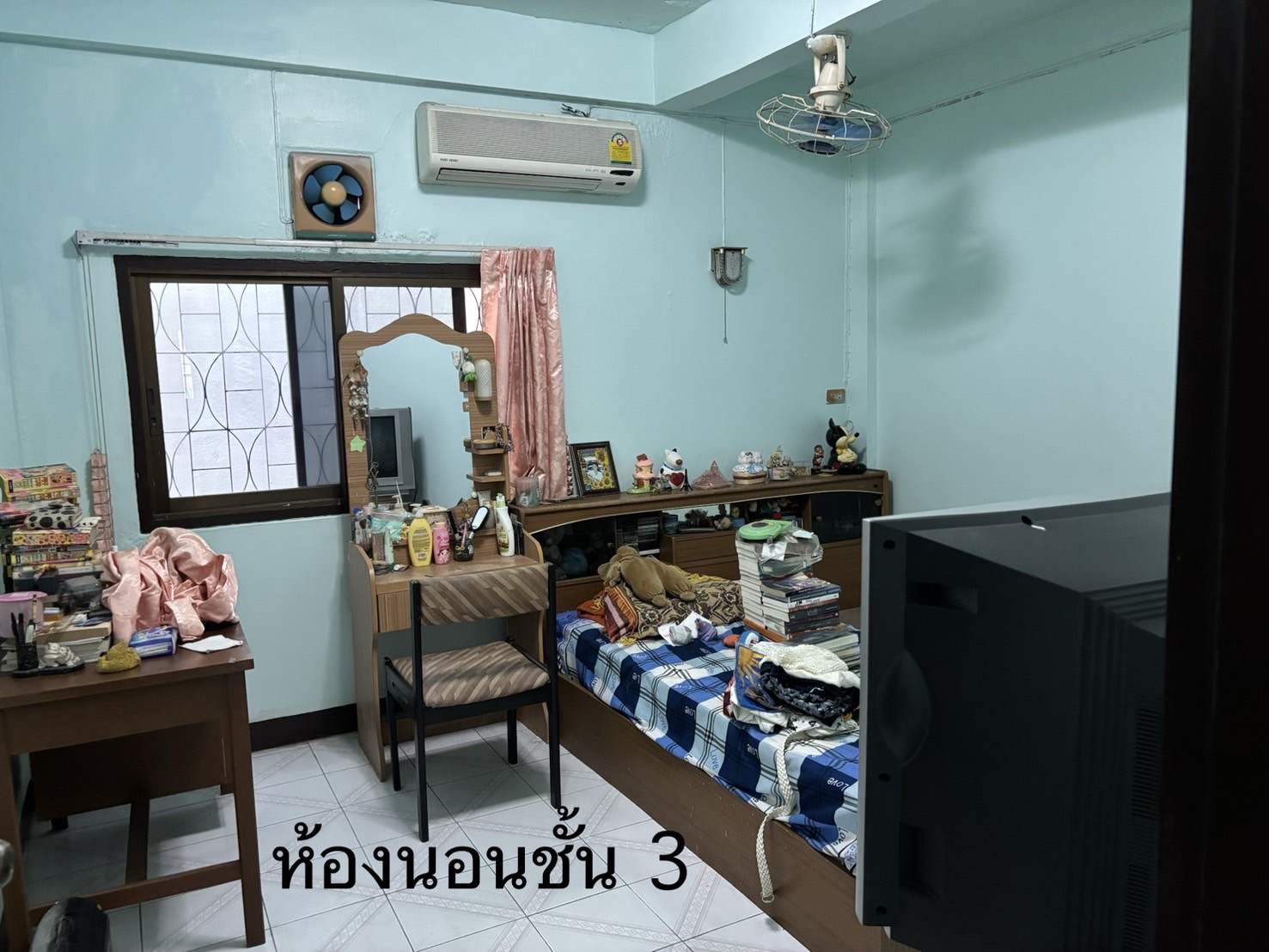 อาคารพาณิชย์ 4 ชั้น ทำเลดี ใกล้เอเซียทีค เขตบางคอแหลม กรุงเทพมหานคร