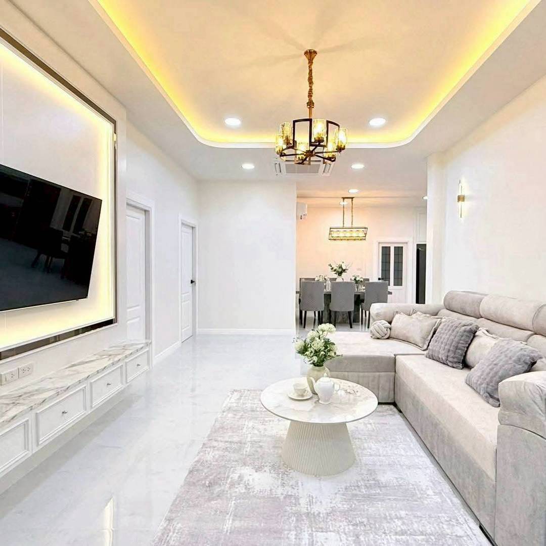 Pool villa for sale in Soi Siam. Fully built-in and furnished. Just bring your suitcase and move in! Design reflecting good taste and a perfect lifestyle.