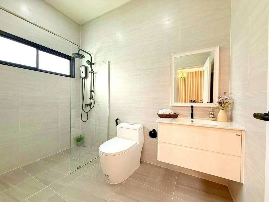 Pool villa for sale in Soi Siam. Fully built-in and furnished. Just bring your suitcase and move in! Design reflecting good taste and a perfect lifestyle.