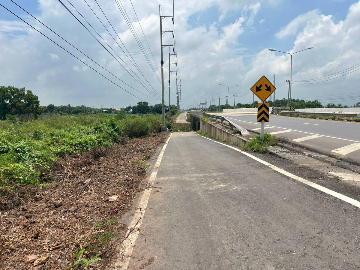 ขายที่ดินเปล่า 2 ไร่ ทำเลดี ติดถนน 4 เลน จังหวัดปราจีนบุรี
